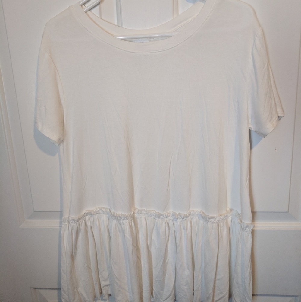 Agnes and Dora Relaxed Ruffle Tee